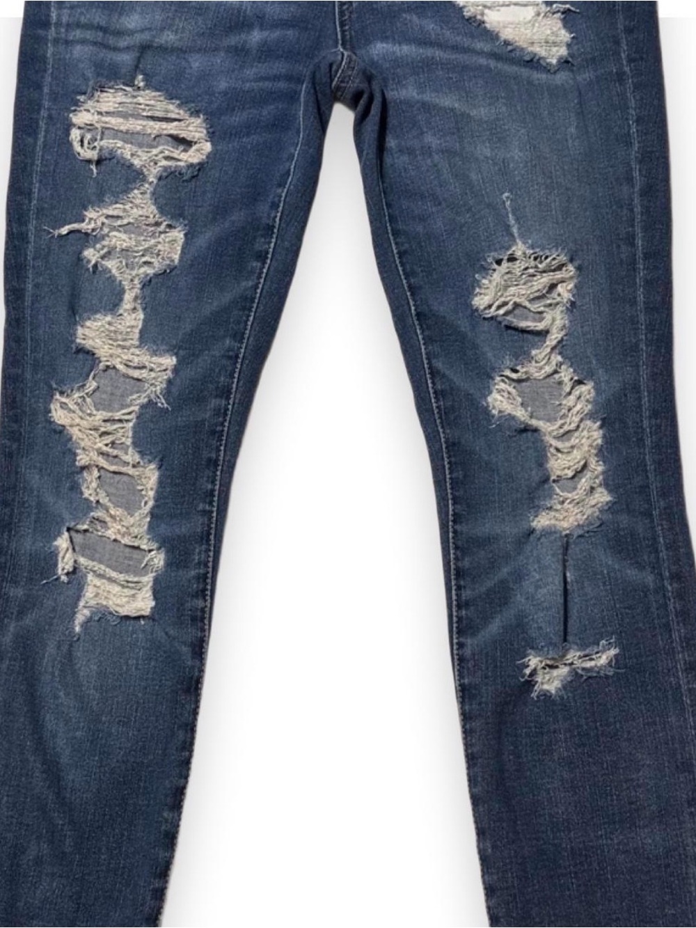 American Eagle Women's Distressed Skinny Jeans - Dark Blue size 2